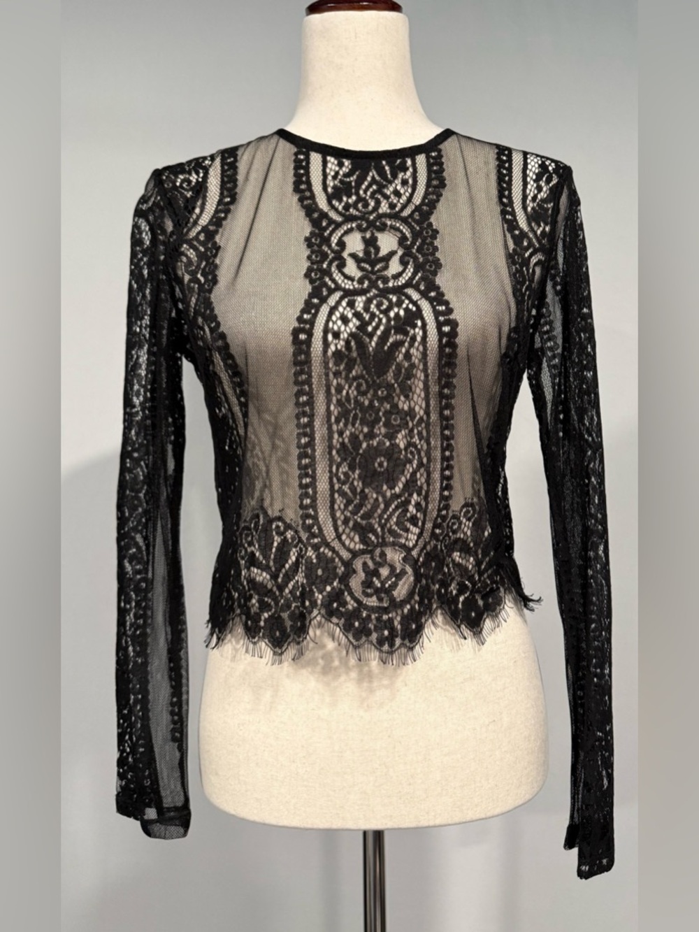 MakeMeChic Women's Black Scallop Trim Sheer Blouse Mesh Lace Crop Top